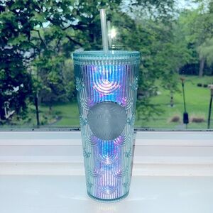 Starbucks Iridescent Mermaid Scale Venti Tumbler